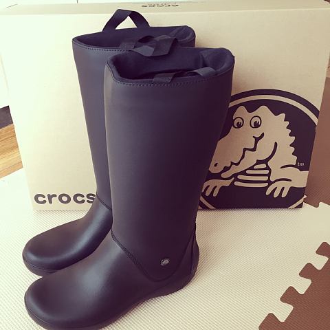 クロックスレインブーツ